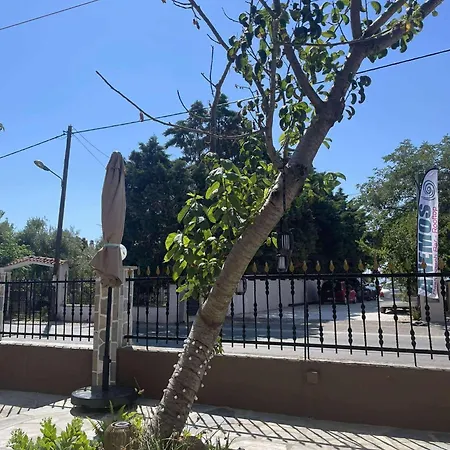 La Casa De Verano * Skála Sotíros