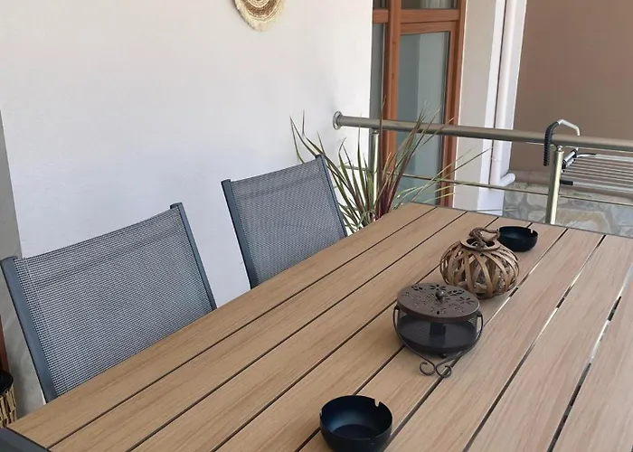 La Casa De Verano * Skála Sotíros